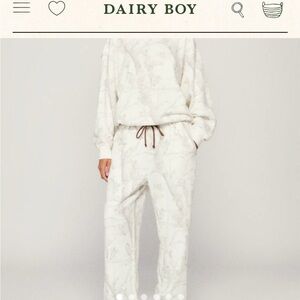 Dairy Boy woodland camo sweat pants EUC